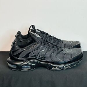 Nike Air Max Plus Triple Black Size 13